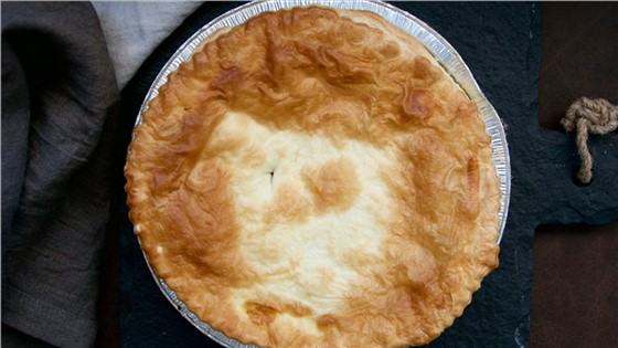 1888 Chunky Angus Family Pie