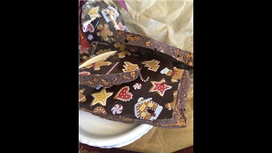 Dark Spice Crunchy Cookie Bark 